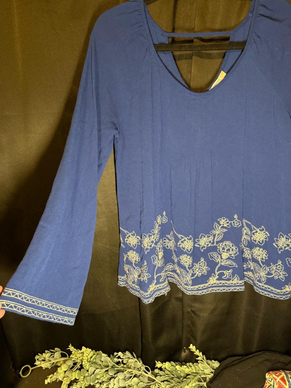 Blu Pepper Blue Long-Sleeve Embroidered Tunic with Cream Floral Trim